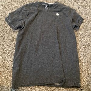 Grey Abercrombie kids tee